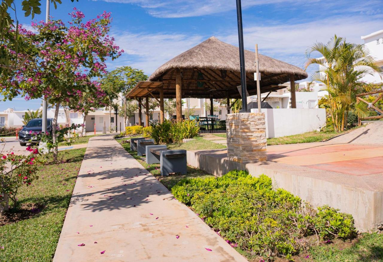 Willa Casa En Privada Frente A La Playa Con Alberca! Mazatlán Zewnętrze zdjęcie